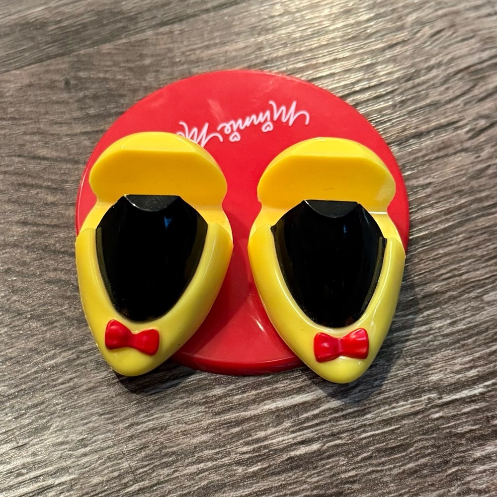 Disney Minnie Mouse Shoes Cell Phone Stand Holder Spin Pop